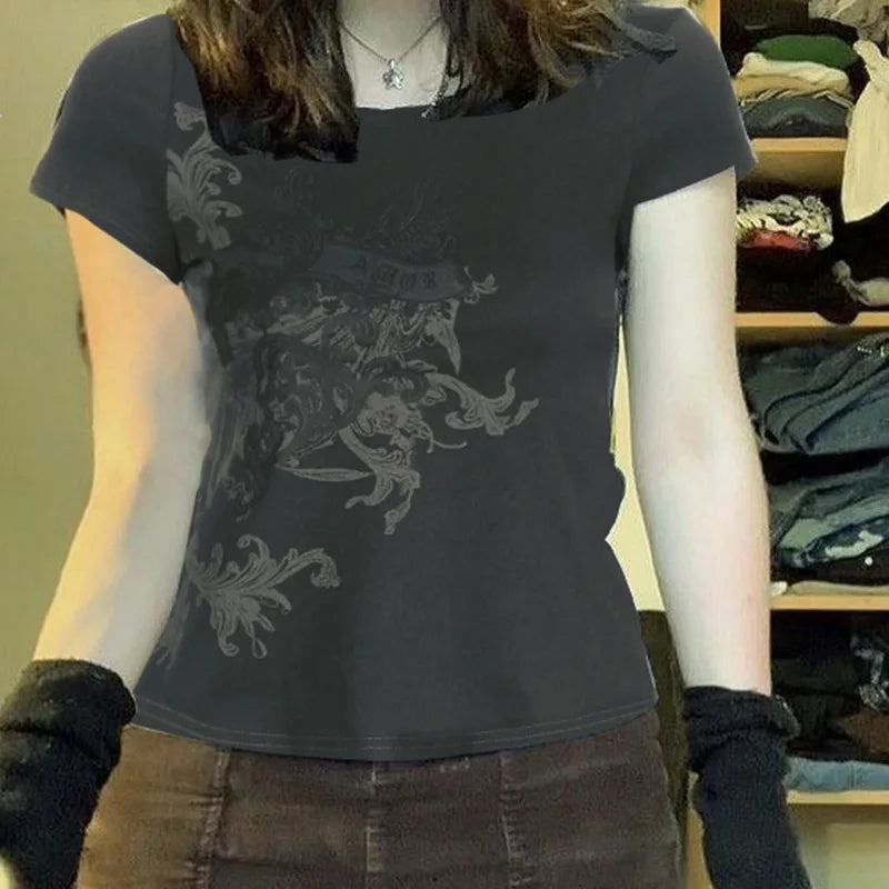 2000s Aesthetic Mall Goth E-girl Gothic T-shirt Retro Y2K Grunge Skull Wing Crop Tops Indie Graphic Print Short Sleeve Tee Women